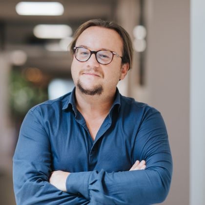 Davide La Torre与罗德里奇出版社共同编辑人工智能相关书籍 Davide La Torre与罗德里奇出版社共同编辑人工智能相关书籍