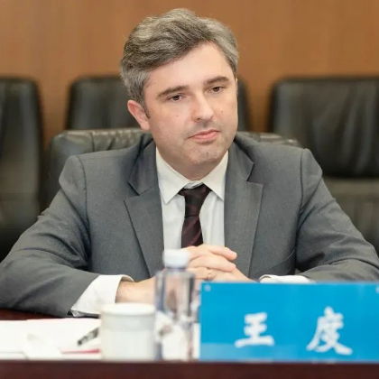 法国驻上海总领事到访,这个学院最近备受关注... 法国驻上海总领事到访,这个学院最近备受关注...